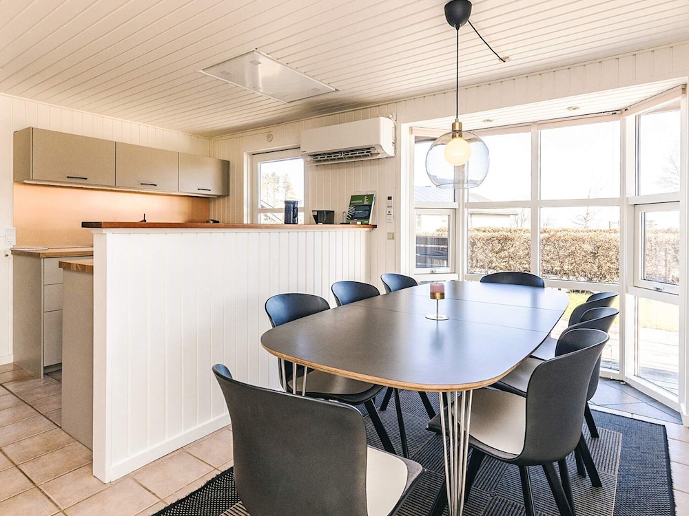 5 Star Holiday Home in Hals