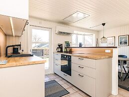 5 Star Holiday Home in Hals