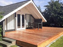 6 Person Holiday Home in Roslev