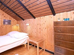 6 Person Holiday Home in Roslev