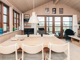 4 Star Holiday Home in Hvide Sande