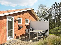 6 Person Holiday Home in Ulfborg
