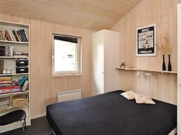 5 Star Holiday Home in Albaek