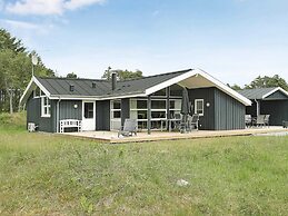 5 Star Holiday Home in Albaek