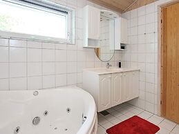 5 Star Holiday Home in Albaek