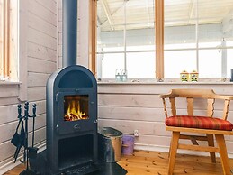 6 Person Holiday Home in Roslev