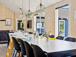 5 Star Holiday Home in Vaeggerlose
