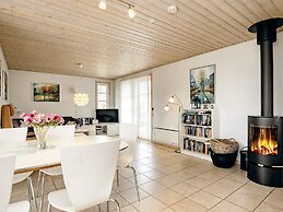 5 Star Holiday Home in Brovst