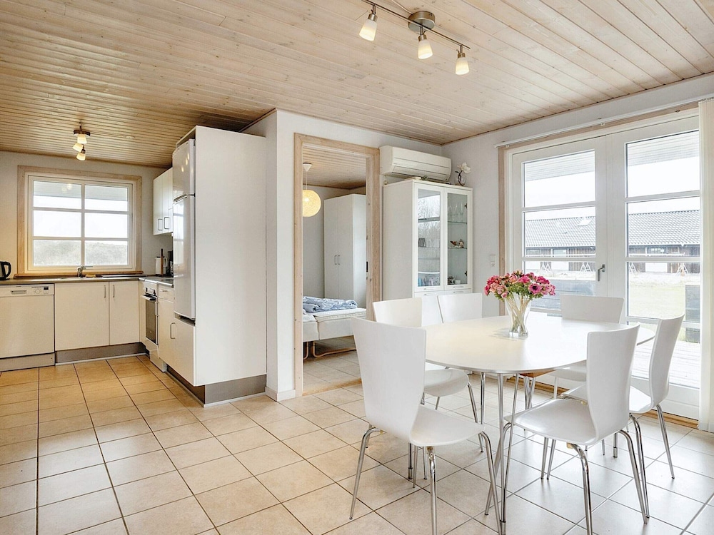 5 Star Holiday Home in Brovst