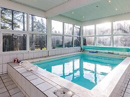 5 Star Holiday Home in Hals