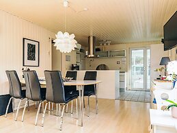 5 Star Holiday Home in Hals