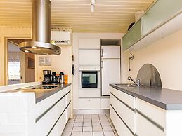 5 Star Holiday Home in Hals