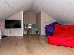 5 Star Holiday Home in Ebeltoft