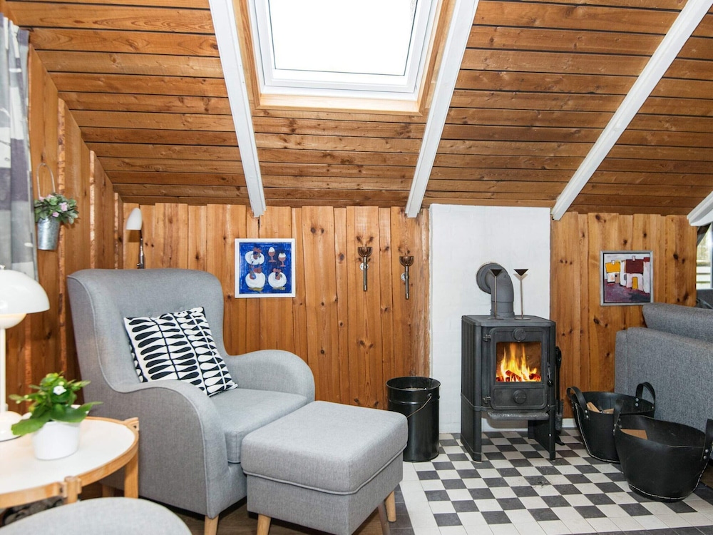 6 Person Holiday Home in Toftlund