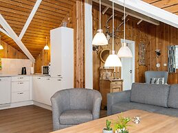 6 Person Holiday Home in Toftlund