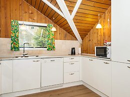 6 Person Holiday Home in Toftlund
