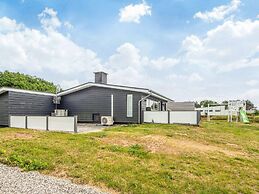 5 Star Holiday Home in Ebeltoft