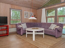 6 Person Holiday Home in Glesborg