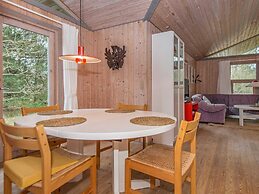 6 Person Holiday Home in Glesborg