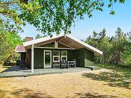 6 Person Holiday Home in Glesborg