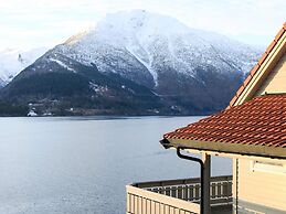 4 Star Holiday Home in Leikanger