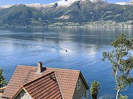 4 Star Holiday Home in Leikanger