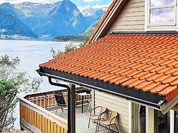 4 Star Holiday Home in Leikanger