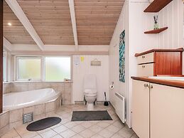 5 Star Holiday Home in Ebeltoft