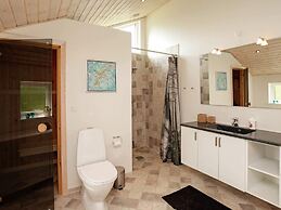 5 Star Holiday Home in Jerup