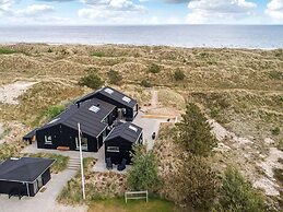 5 Star Holiday Home in Albaek
