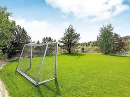 5 Star Holiday Home in Albaek