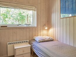 5 Star Holiday Home in Aakirkeby