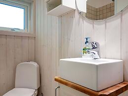5 Star Holiday Home in Aakirkeby