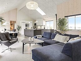 5 Star Holiday Home in Vaeggerlose