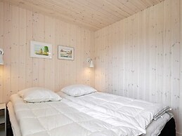 5 Star Holiday Home in Vaeggerlose