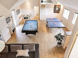 5 Star Holiday Home in Vaeggerlose