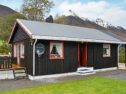 6 Person Holiday Home in Sæbø