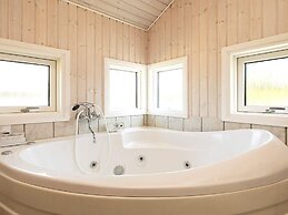 5 Star Holiday Home in Vaeggerlose