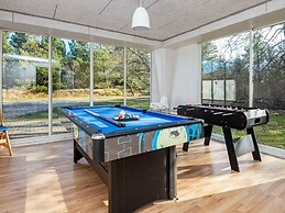 18 Person Holiday Home in Romo