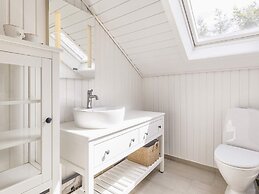 6 Person Holiday Home in Jerup