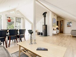6 Person Holiday Home in Jerup