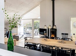 5 Star Holiday Home in Brovst