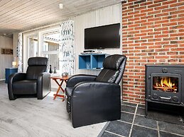 6 Person Holiday Home in Ringkobing