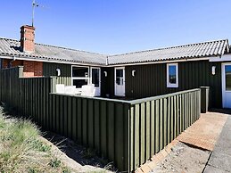 6 Person Holiday Home in Ringkobing