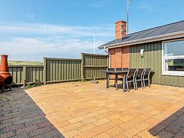 6 Person Holiday Home in Ringkobing