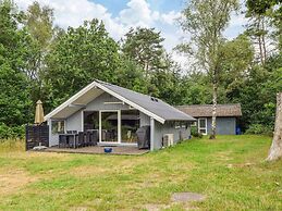 6 Person Holiday Home in Ebeltoft