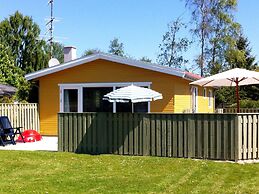 6 Person Holiday Home in Vaeggerlose