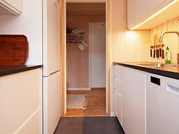 6 Person Holiday Home in Vaeggerlose