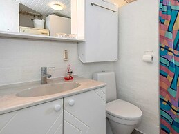6 Person Holiday Home in Allingabro-by Traum