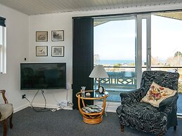 6 Person Holiday Home in Allingabro-by Traum
